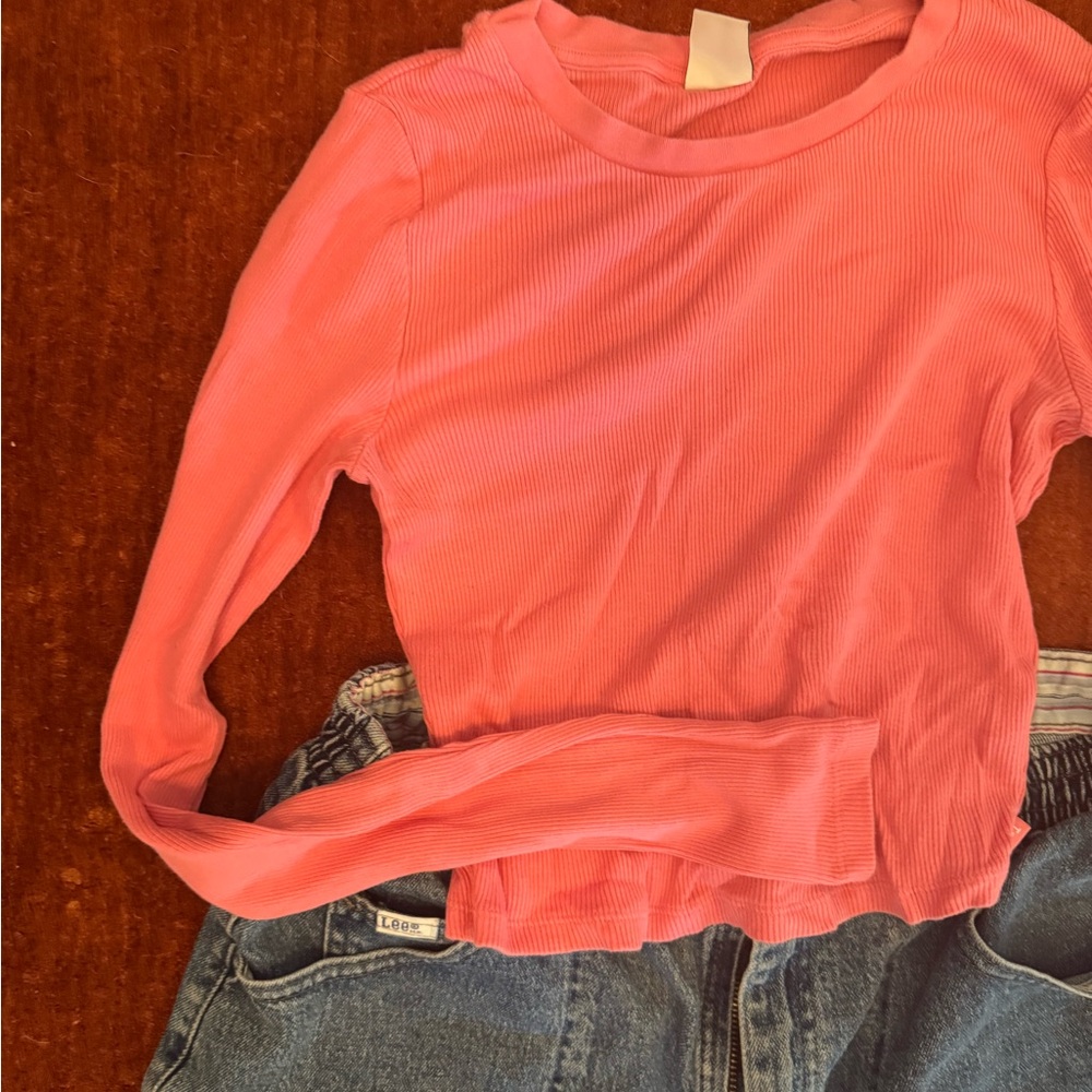 TNA Pink Ribbed Top - Picture 2 of 4